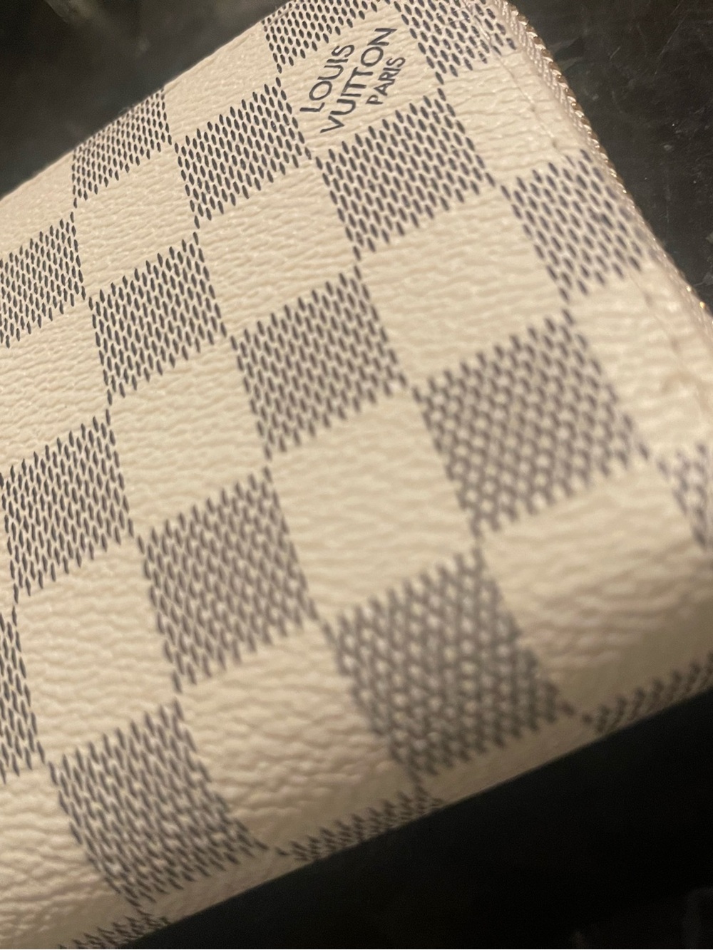 Checkered Zip Wallet in White & Gray with compartment for bills credit cards - Picture 11 of 11
